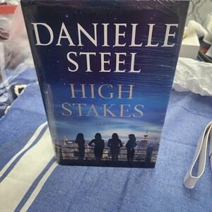 Danielle Steel 'High Stakes' Novel - Blue Cover